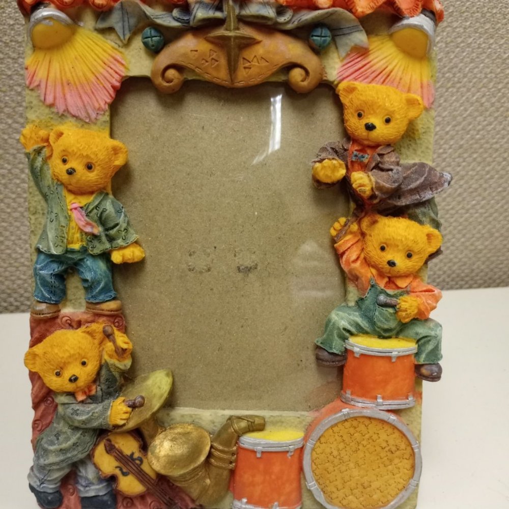 Multiple Picture frames - Picture 5 of 5